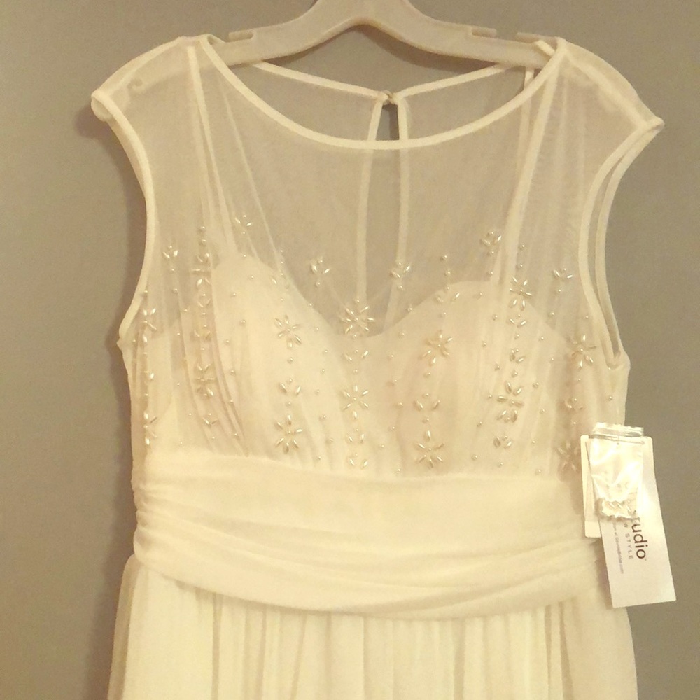 Wedding dress NEW WITH TAGS